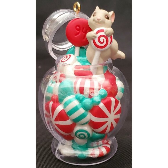 Hallmark CANDY CAPER Christmas Ornament mouse in jar of mint & sweets Dated 1994 - Picture 13 of 16
